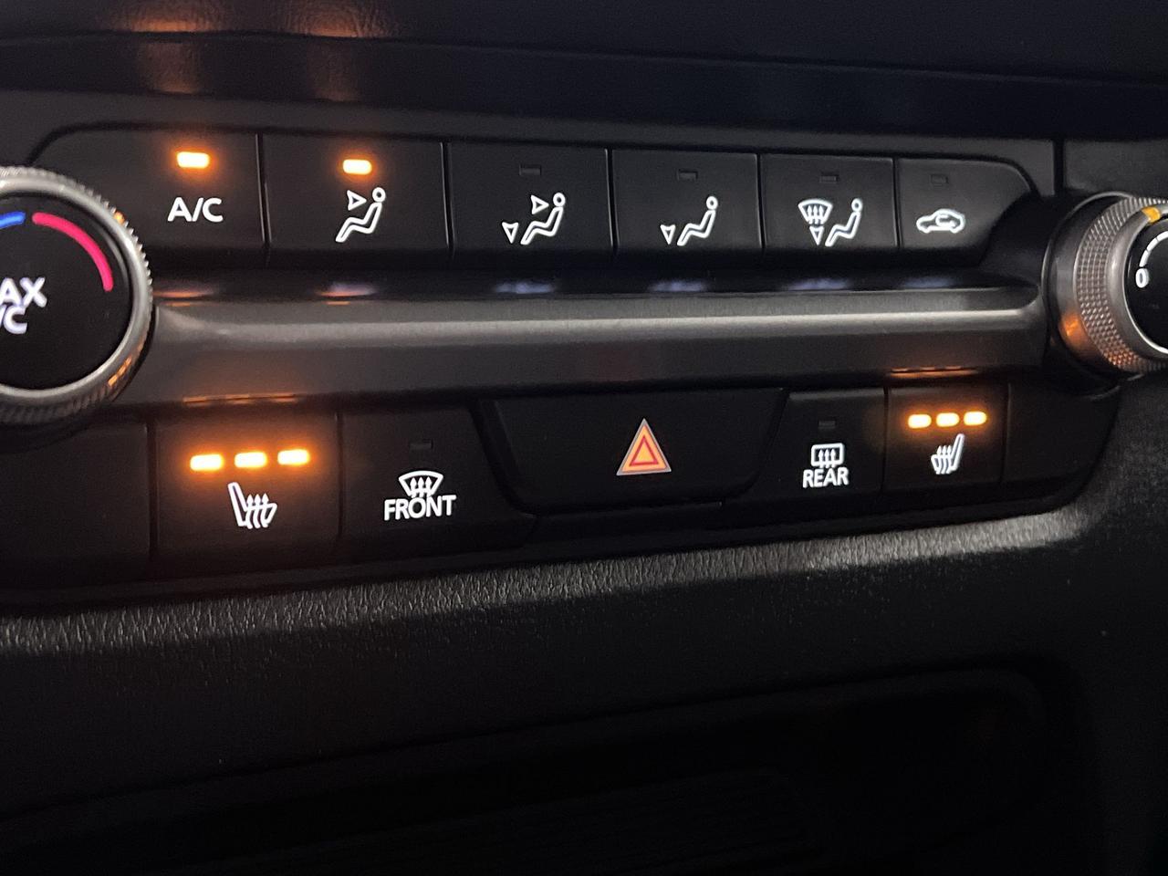 2023 Mazda CX-30 AWD | ONLY 6,300KMS! | HTD SEATS |CARPLAY | ALLOYS Photo