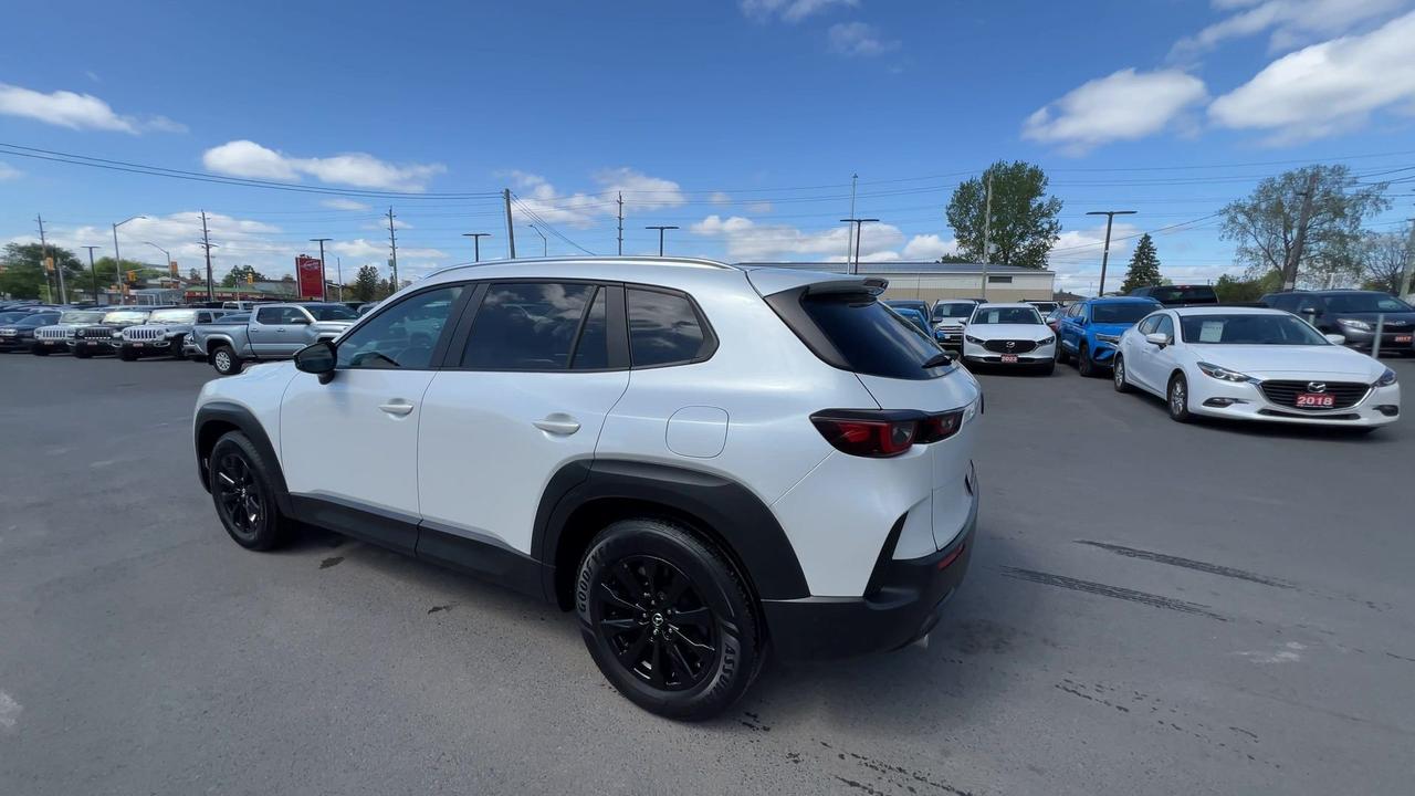 2023 Mazda CX-50 AWD | ONLY 33,000KMS! | HTD LEATHER | PANO ROOF Photo