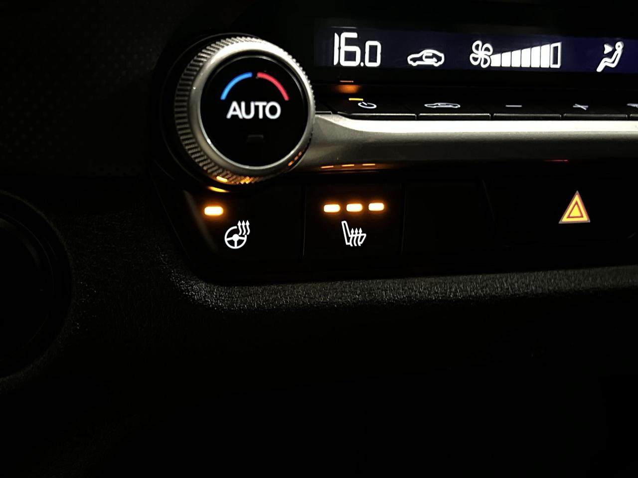 2023 Mazda CX-50 AWD | ONLY 33,000KMS! | HTD LEATHER | PANO ROOF Photo