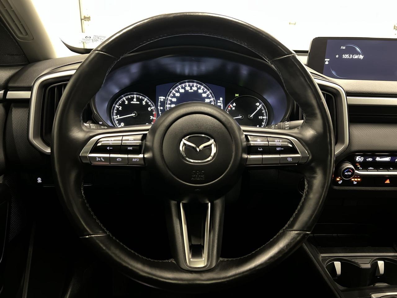 2023 Mazda CX-50 AWD | ONLY 33,000KMS! | HTD LEATHER | PANO ROOF Photo