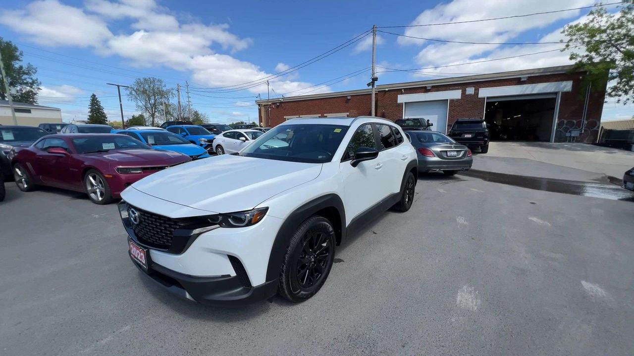 2023 Mazda CX-50 AWD | ONLY 33,000KMS! | HTD LEATHER | PANO ROOF Photo