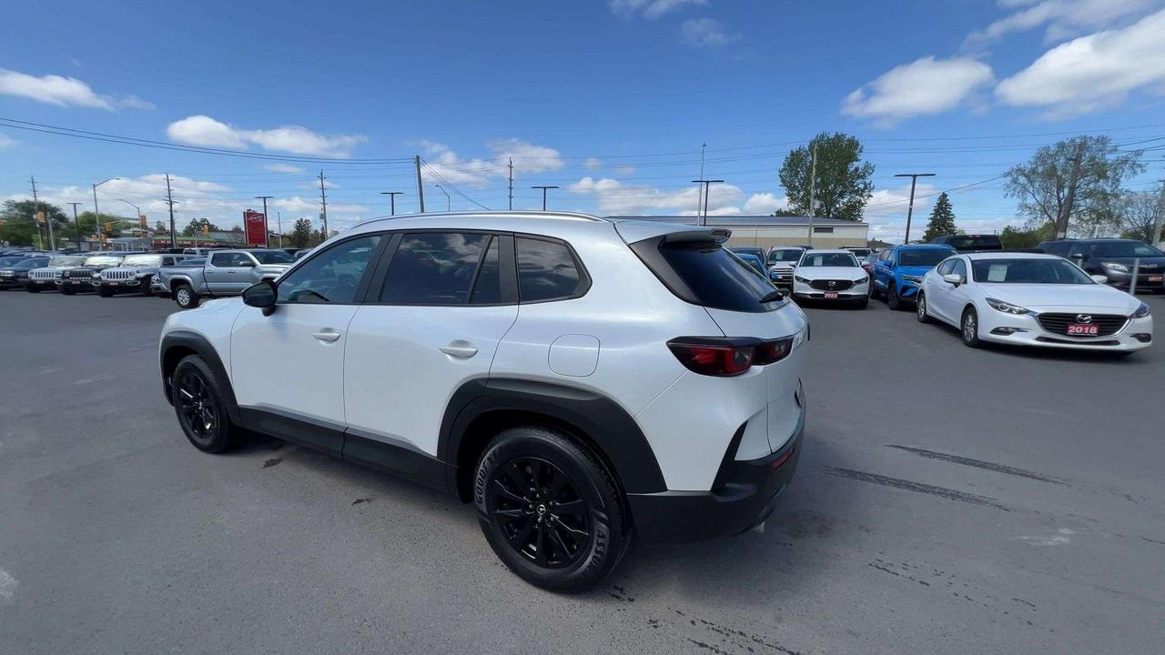 2023 Mazda CX-50 AWD | ONLY 33,000KMS! | HTD LEATHER | PANO ROOF Photo