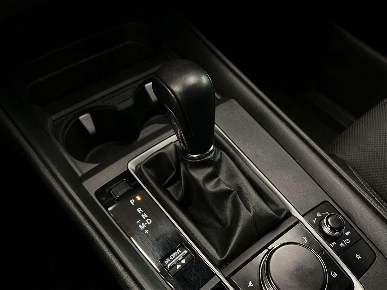 2023 Mazda CX-50 AWD | ONLY 33,000KMS! | HTD LEATHER | PANO ROOF Photo