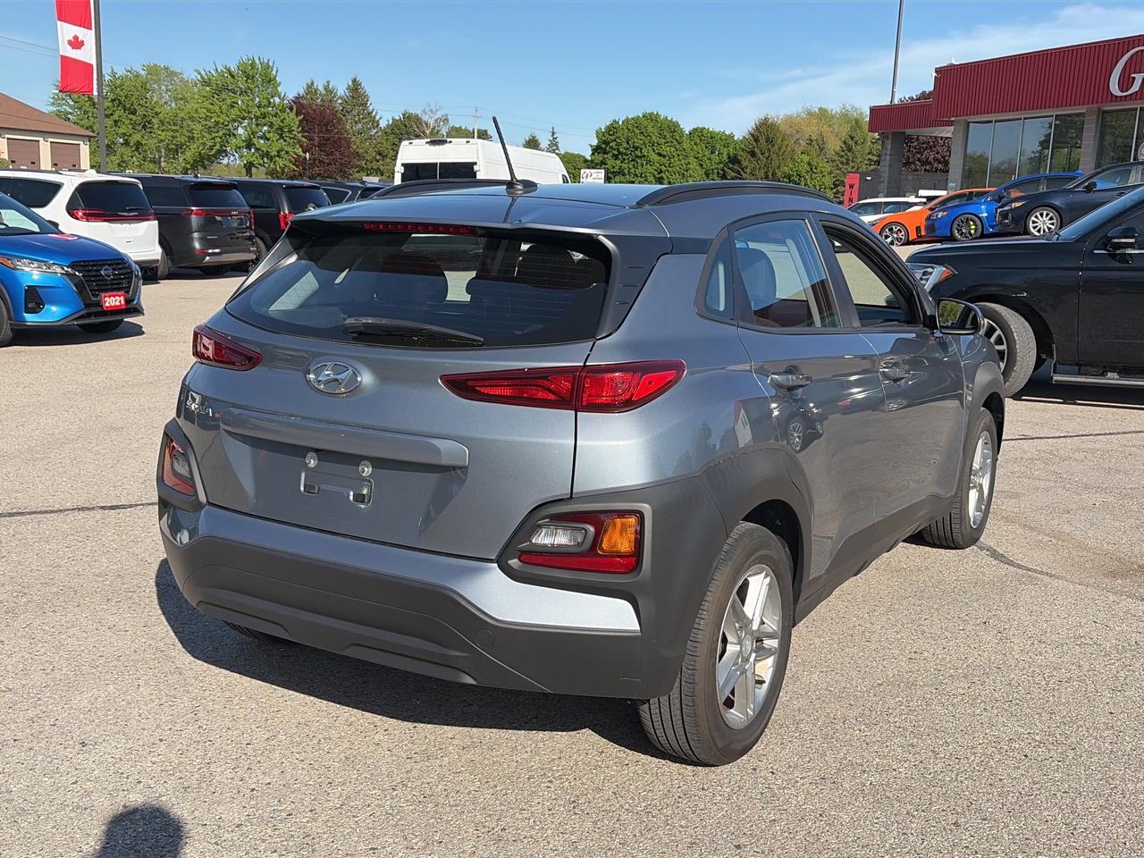 2018 Hyundai KONA 2.0L ESSENTIAL, CLEAN CARFAX, HEATED SEATS! Photo