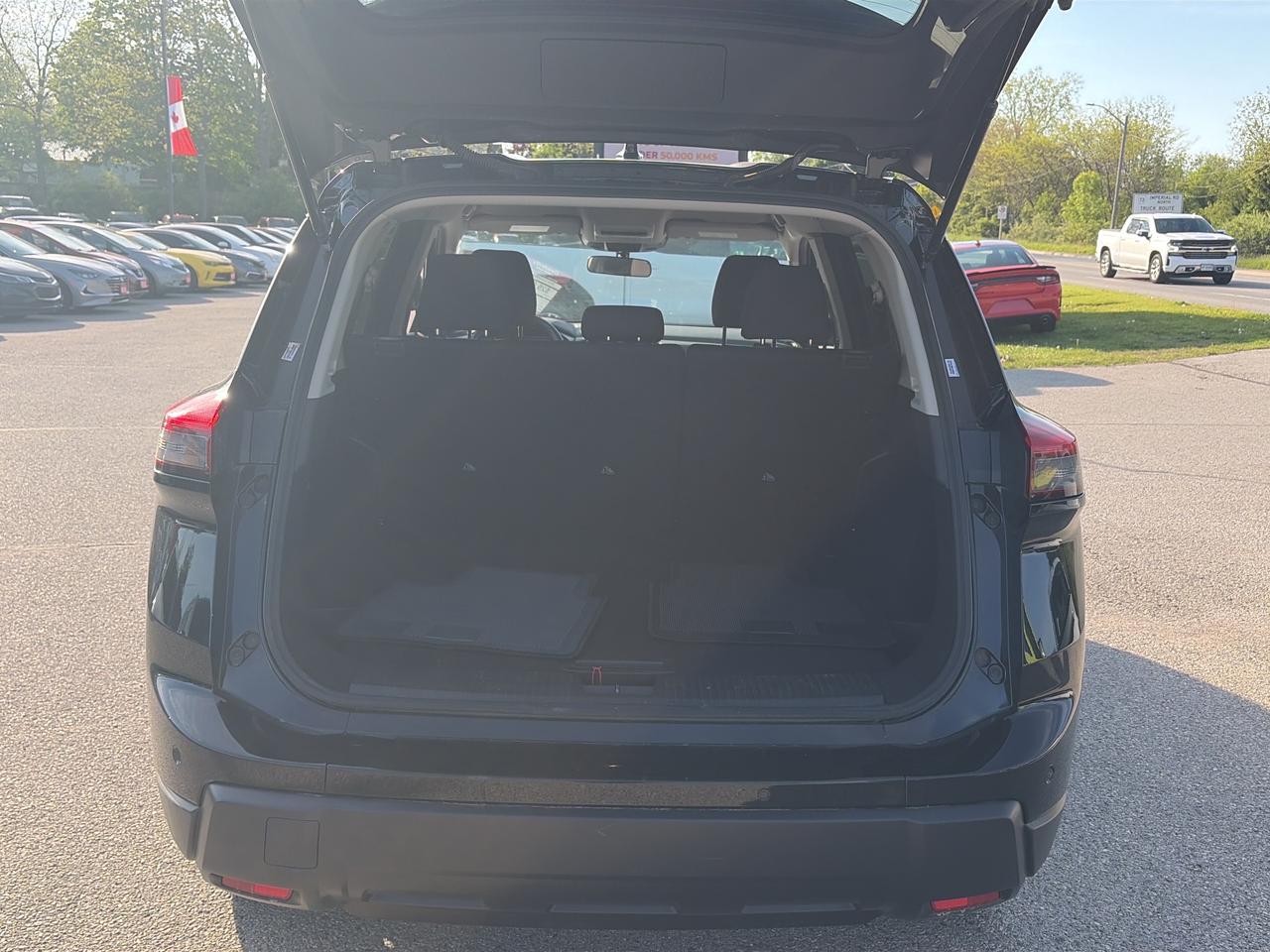 2024 Nissan Rogue AWD S, REMOTE START, HEATED SEATS, CLEAN CARFAX! Photo