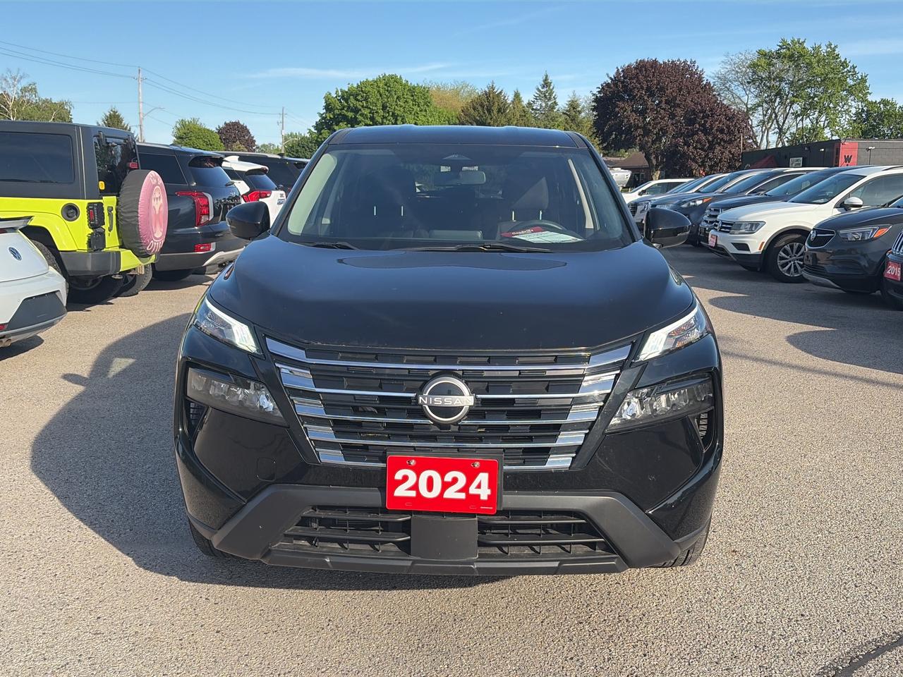 2024 Nissan Rogue AWD S, REMOTE START, HEATED SEATS, CLEAN CARFAX! Photo