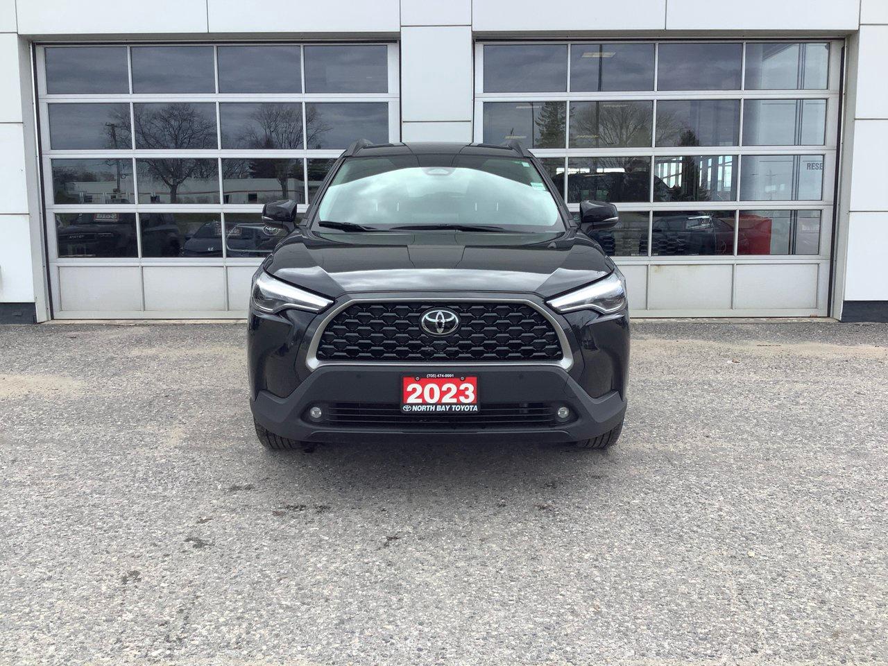 2023 Toyota Corolla Cross XLE Photo