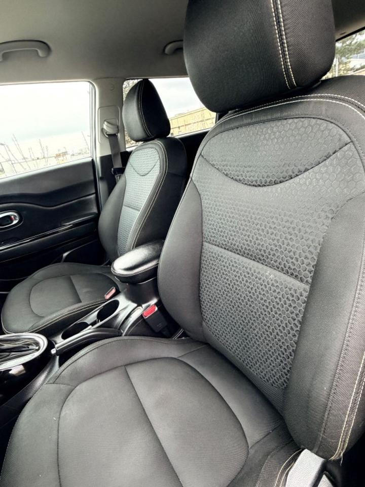 2016 Kia Soul 5dr Wagon Automatic EX Photo