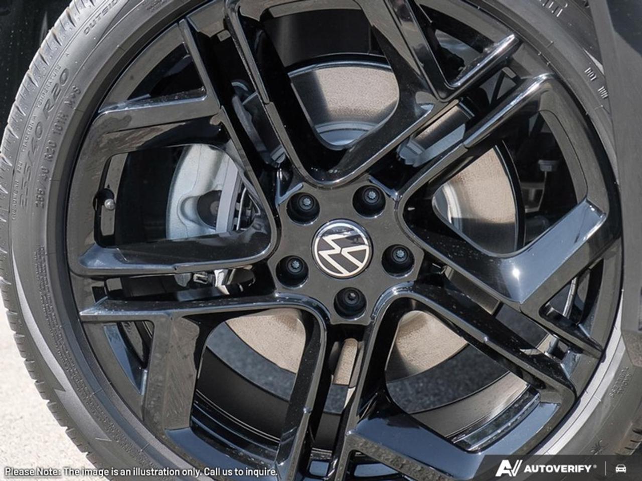 2026 Volkswagen Tiguan Comfortline R-Line Black Edition Photo