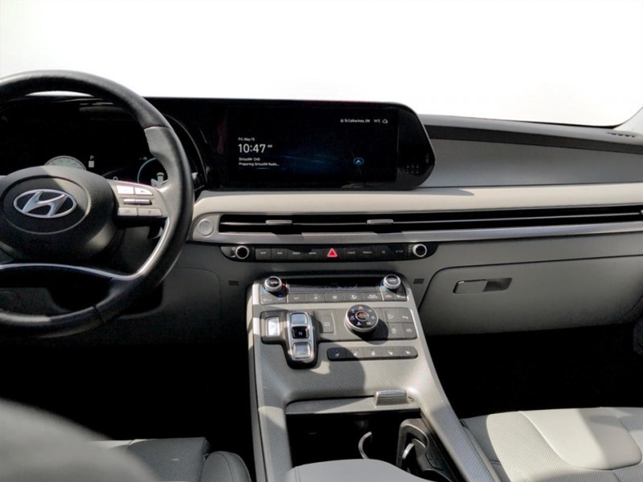 2023 Hyundai PALISADE Urban  *CLEAN CARFAX - ONE OWNER* Photo