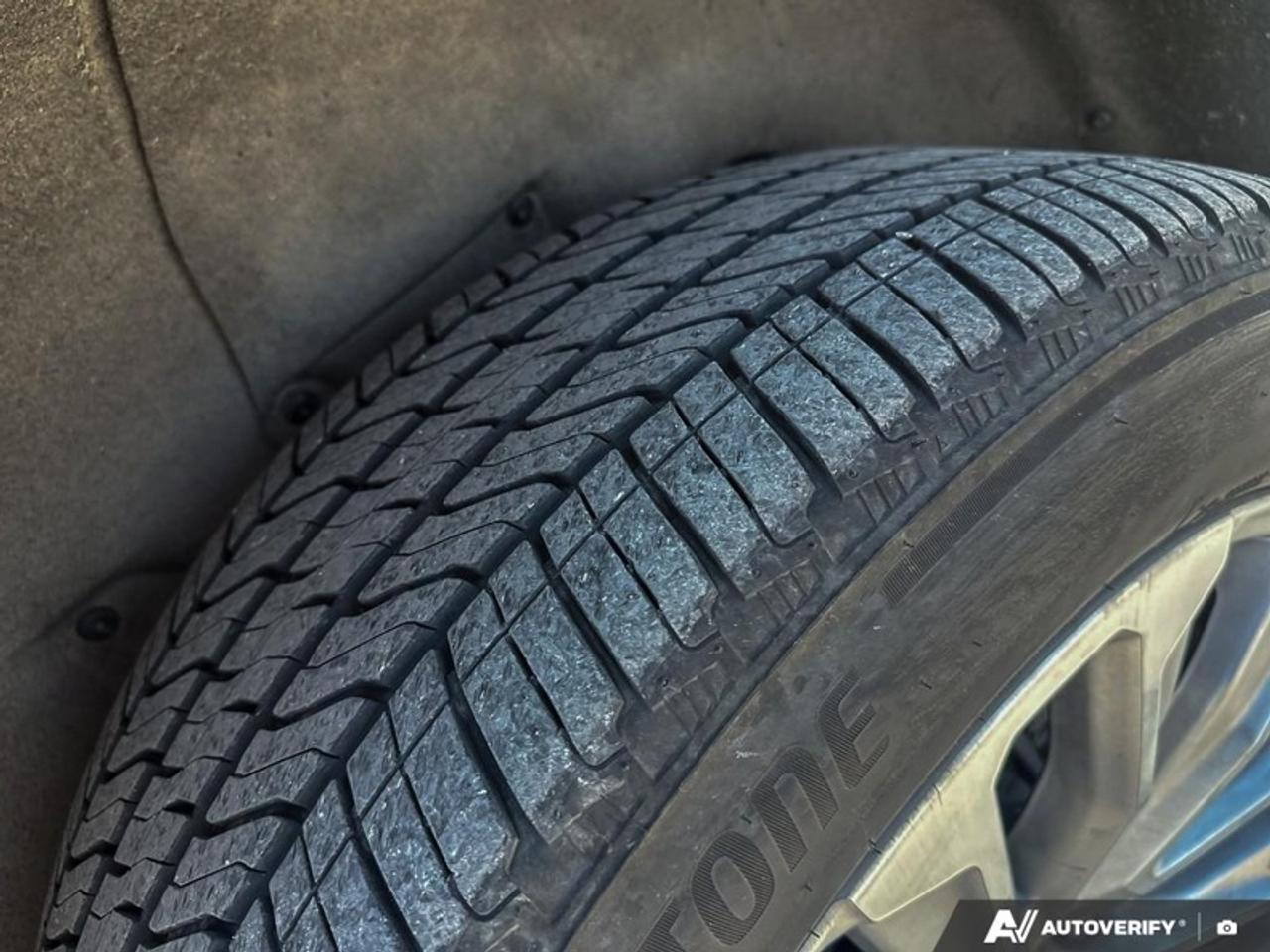 2024 GMC Yukon XL Denali  DENALI XL, PANO SUNROOF, POWER BOARDS Photo