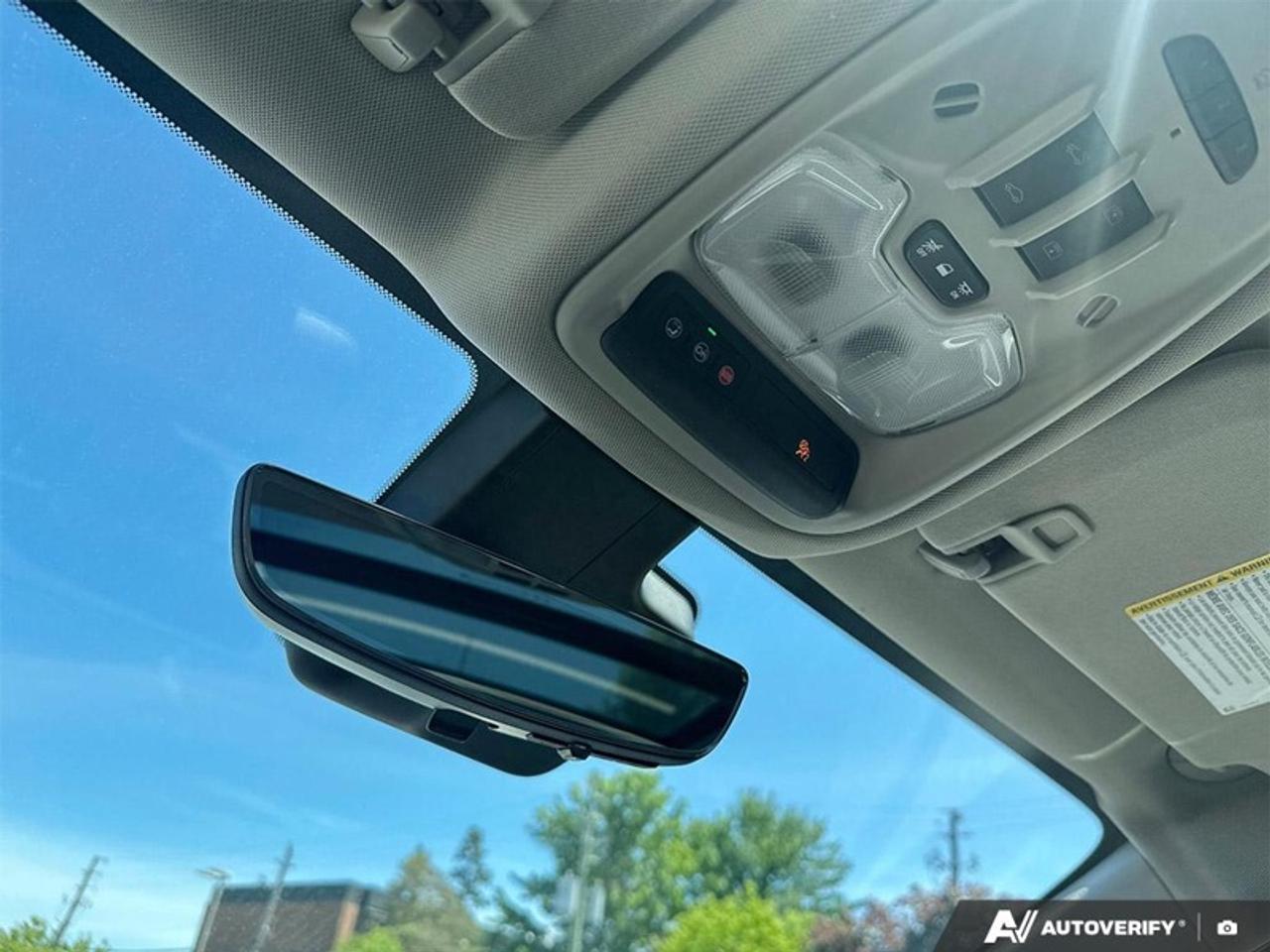 2026 Buick Encore GX Avenir  AVENIR, MOONROOF, TECH PACK Photo