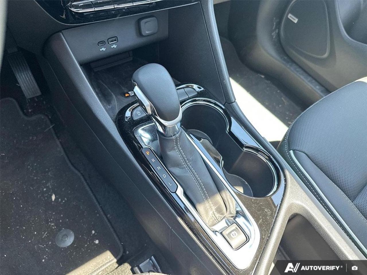 2026 Buick Encore GX Avenir  AVENIR, MOONROOF, TECH PACK Photo
