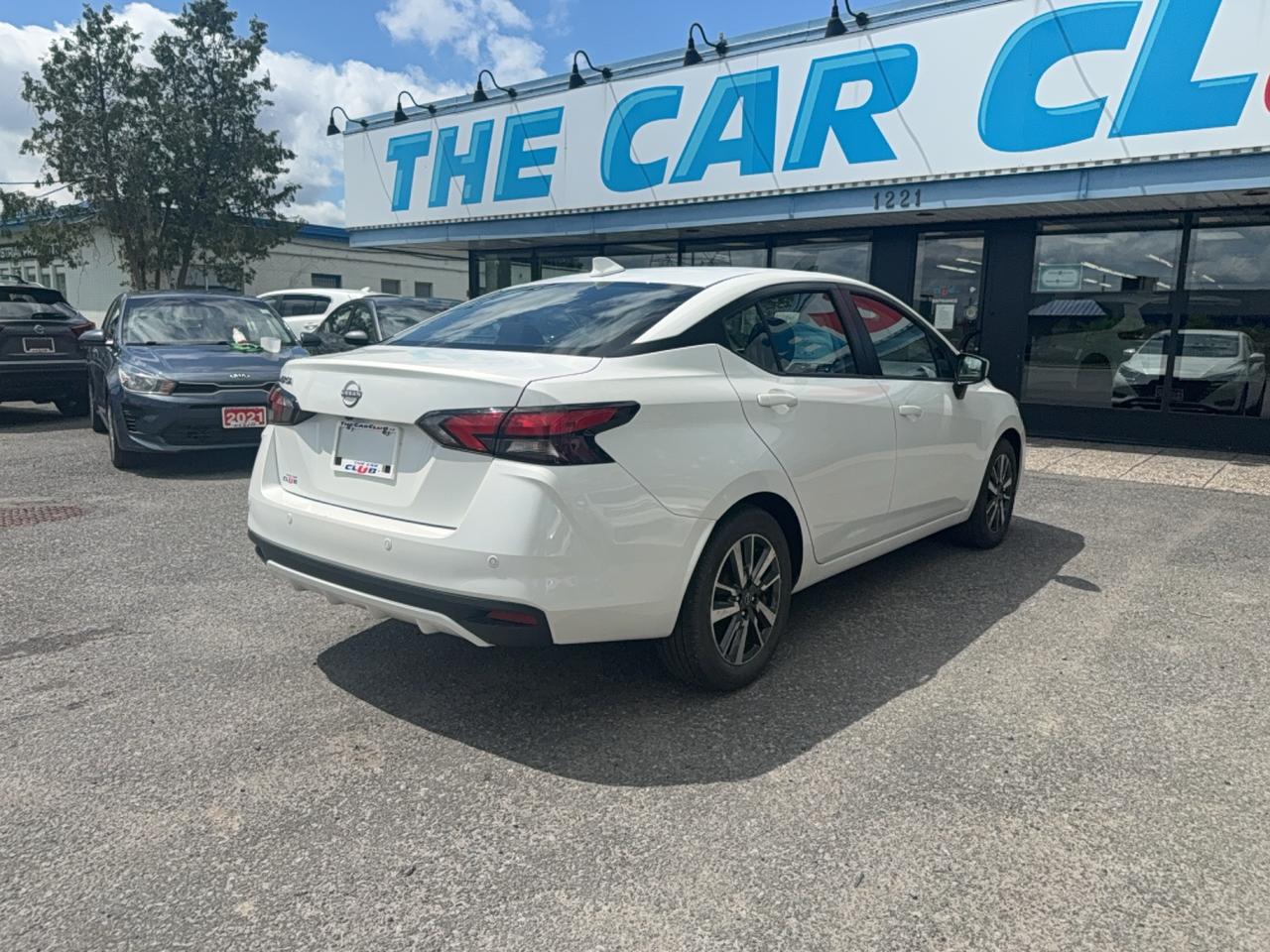 2025 Nissan Versa SV