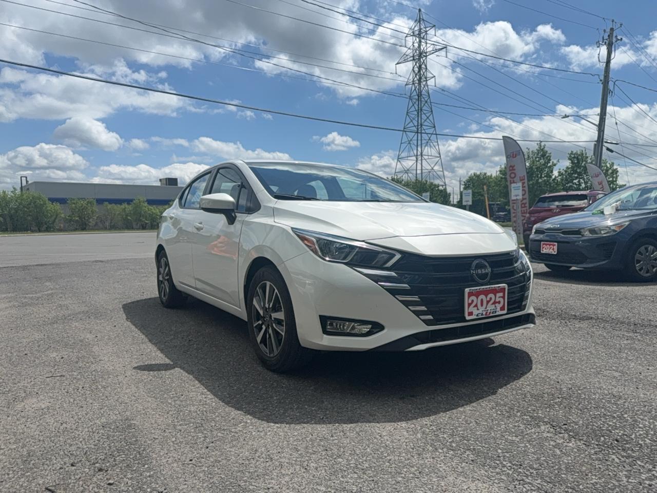 2025 Nissan Versa SV
