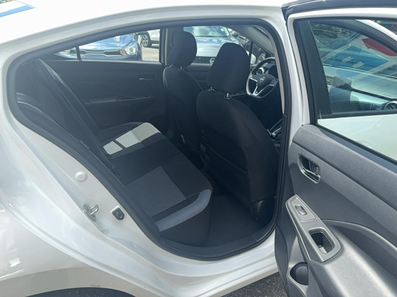 2025 Nissan Versa SV Photo