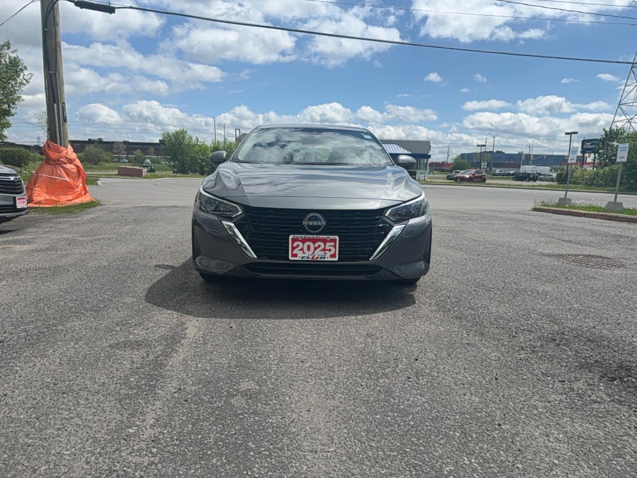 2025 Nissan Sentra SV Photo