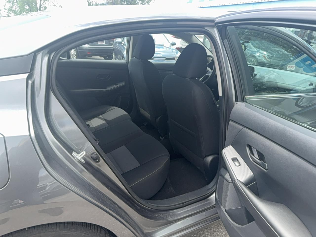 2025 Nissan Sentra SV Photo