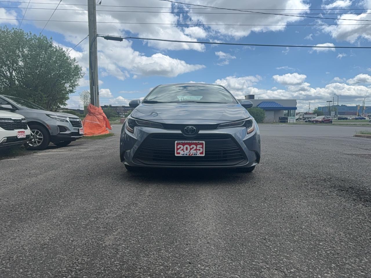 2025 Toyota Corolla LE Photo