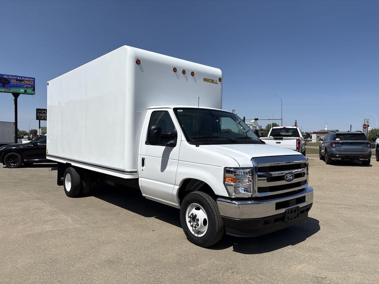 2026 Ford E-Series Cutaway Base Photo0