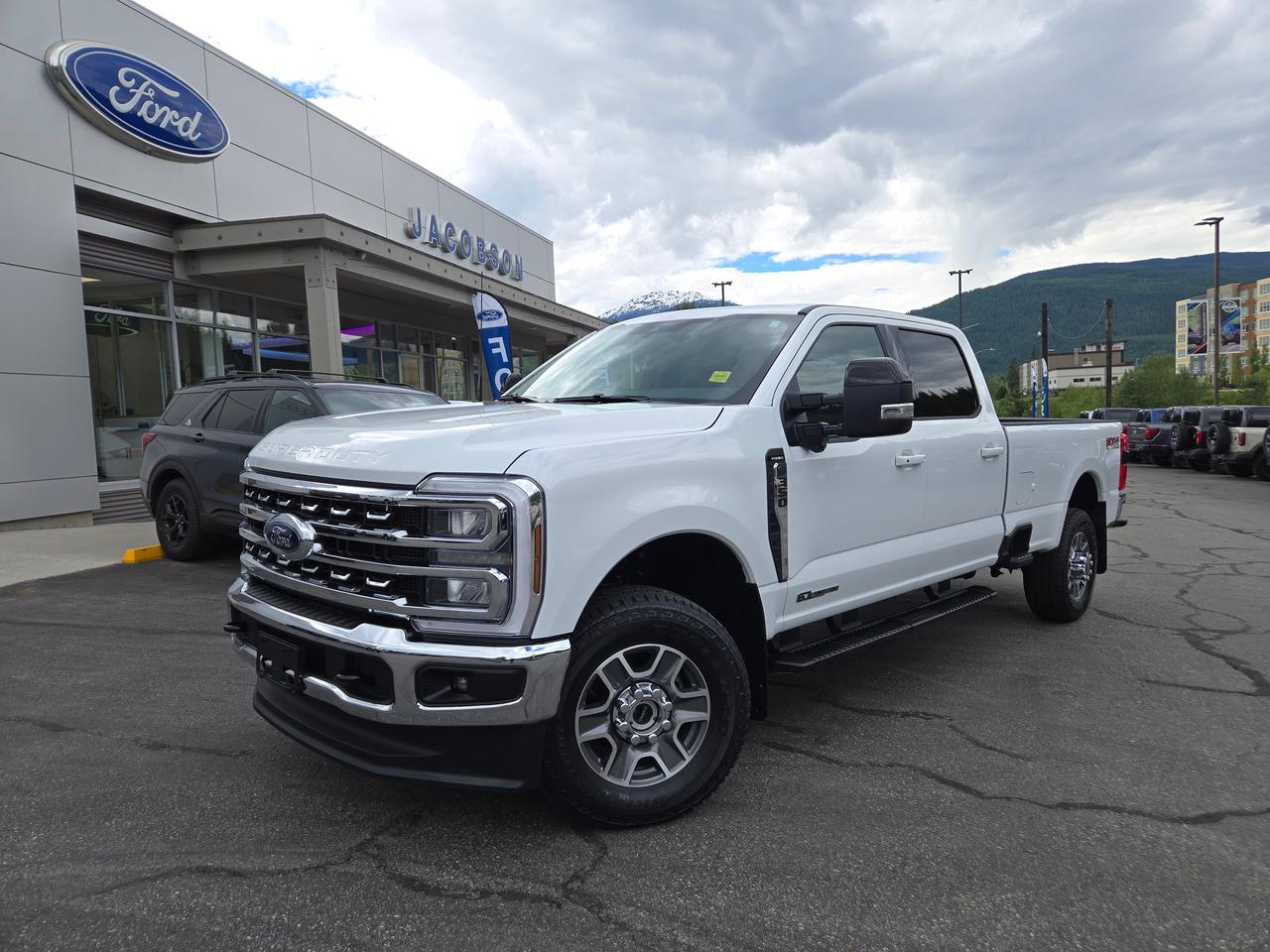 2026 Ford F-350 Super Duty SRW Lariat Photo0