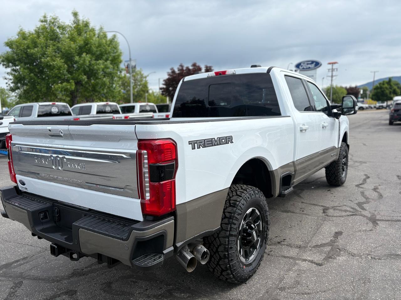 2026 Ford F-350 Super Duty SRW King Ranch Photo4