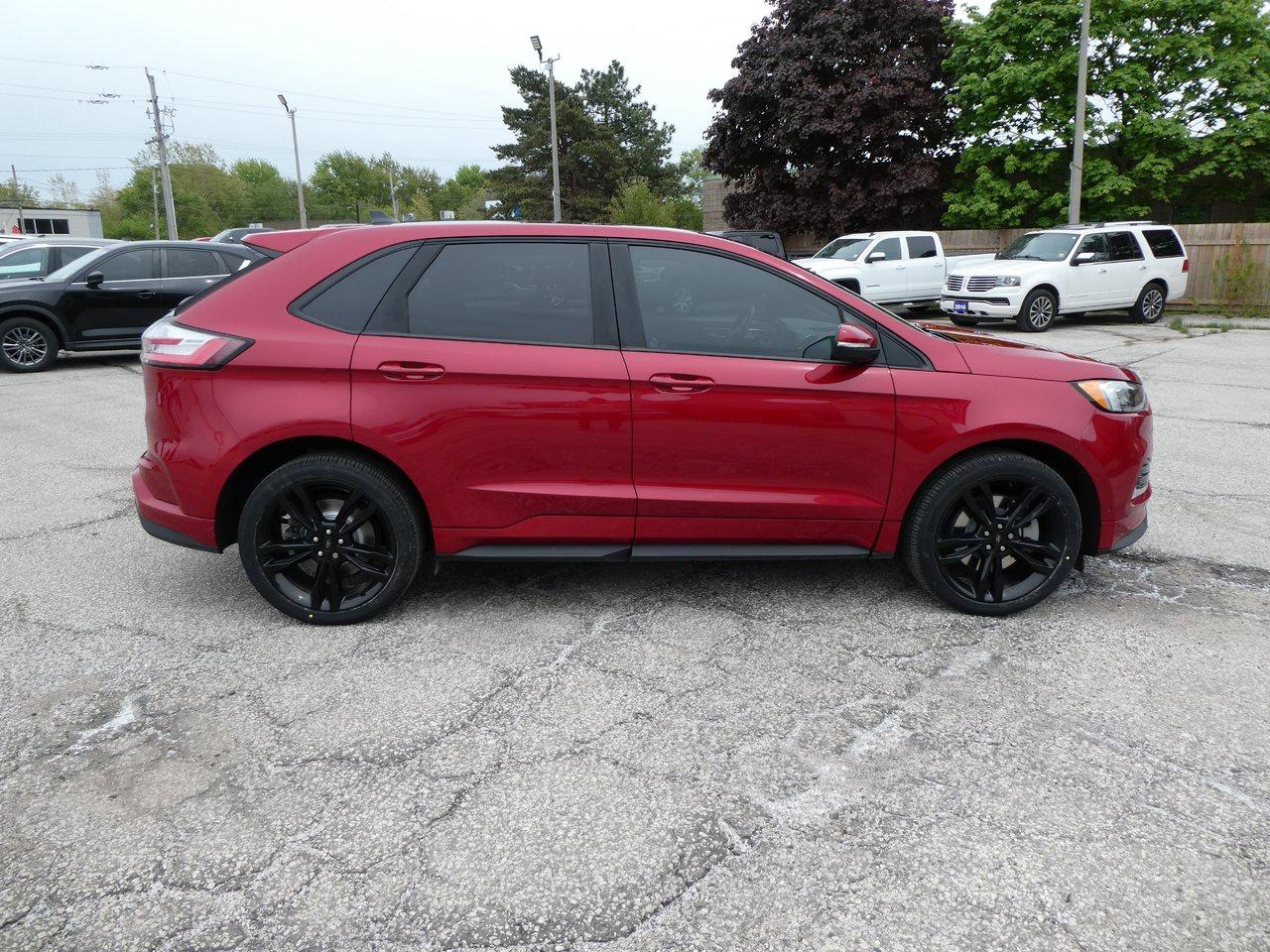 2022 Ford Edge ST | Heated Seats | Backup Cam | Nav | Photo