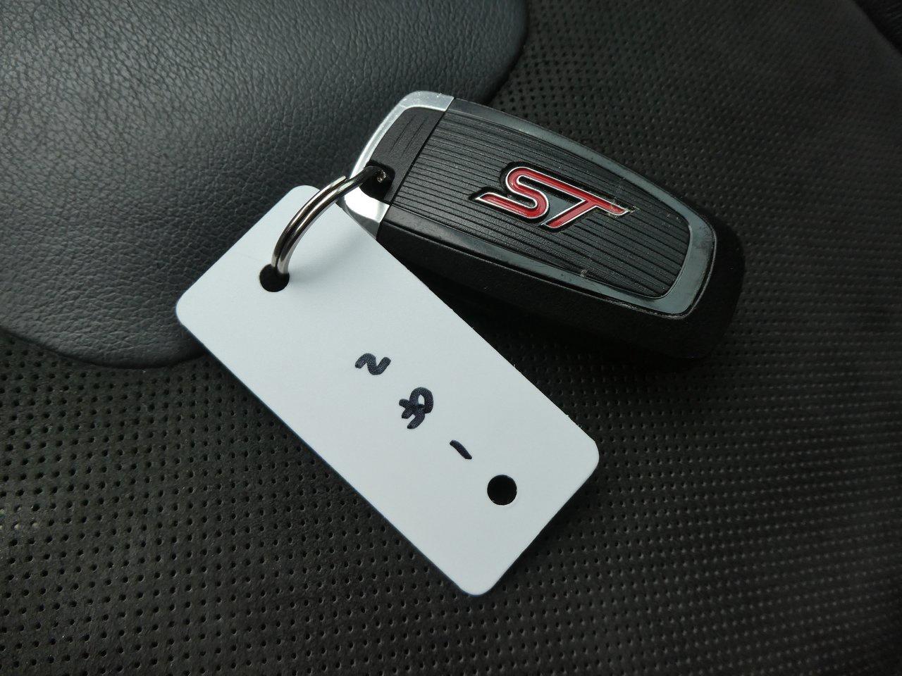 2022 Ford Edge ST | Heated Seats | Backup Cam | Nav | Photo