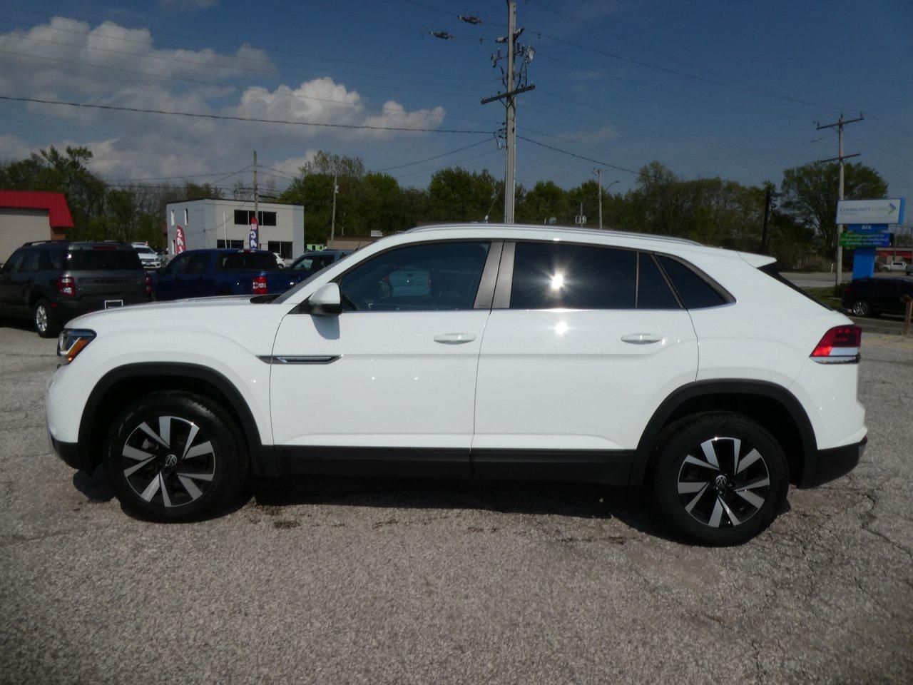 2022 Volkswagen Atlas Cross Sport Comfortline | Heated Seats | Remote Start | Back Up Cam Photo