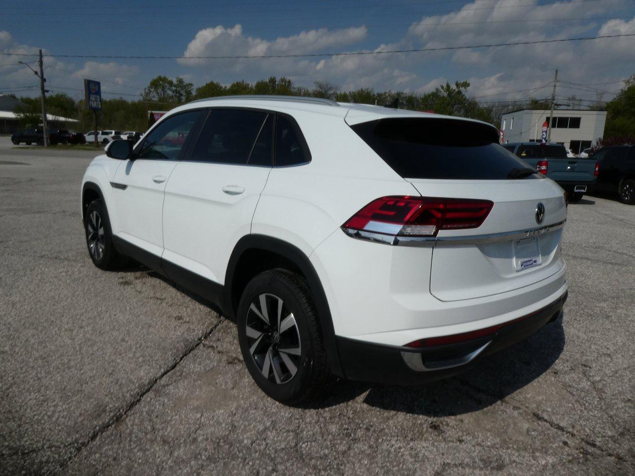 2022 Volkswagen Atlas Cross Sport Comfortline | Heated Seats | Remote Start | Back Up Cam Photo