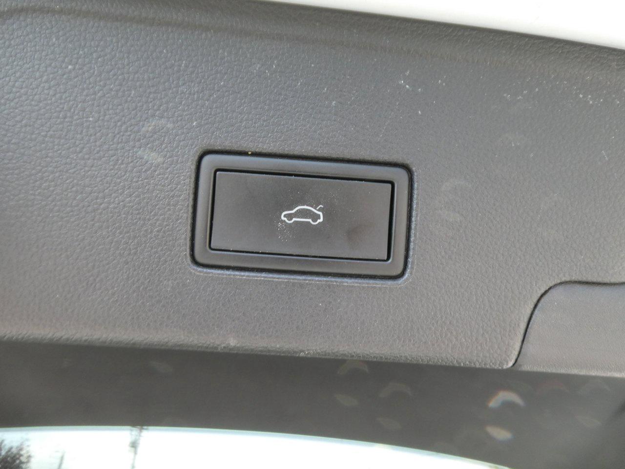 2022 Volkswagen Atlas Cross Sport Comfortline | Heated Seats | Remote Start | Back Up Cam Photo