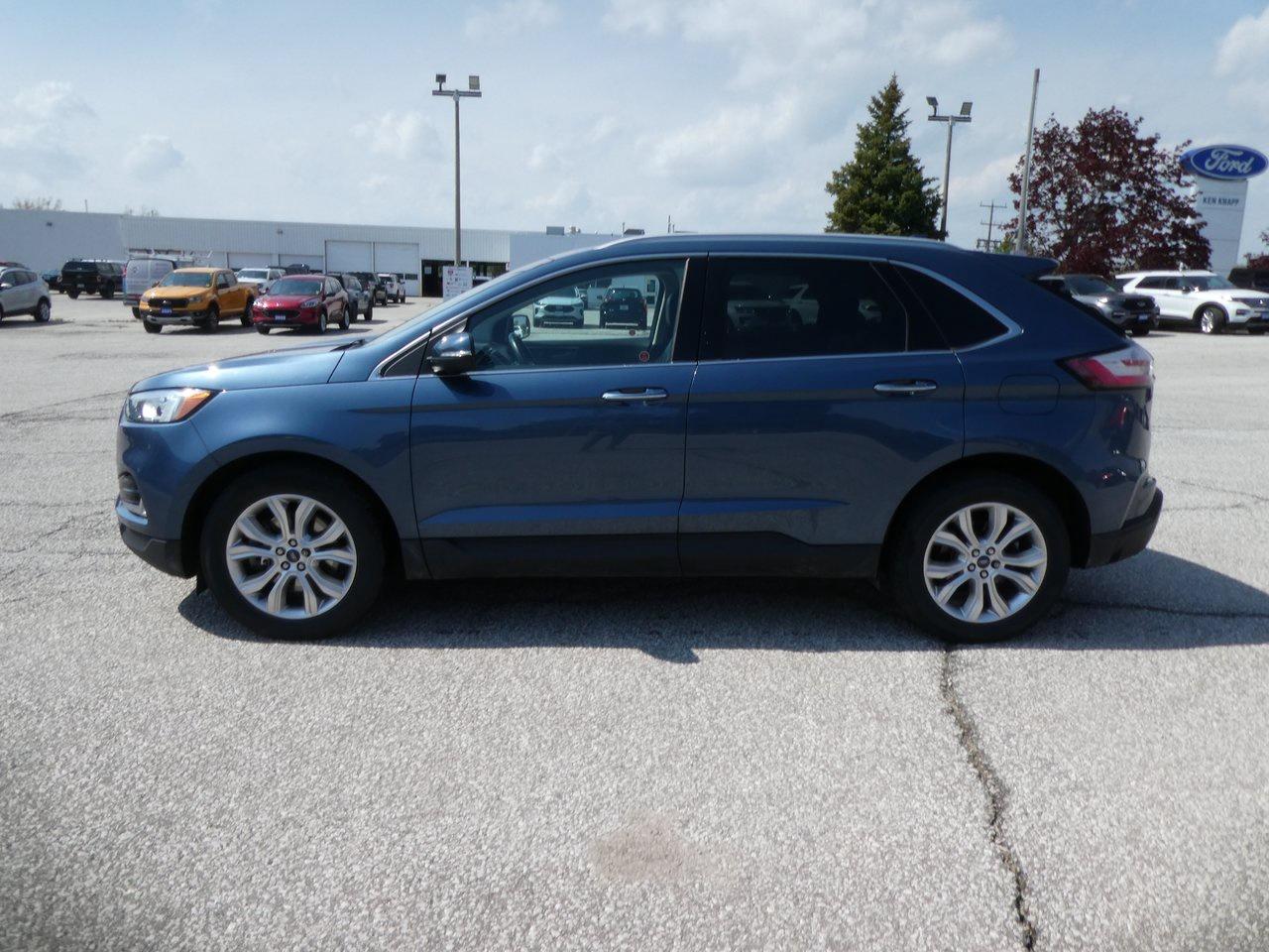 2019 Ford Edge Titanium | Heated Seats | Backup Cam | Nav | Photo