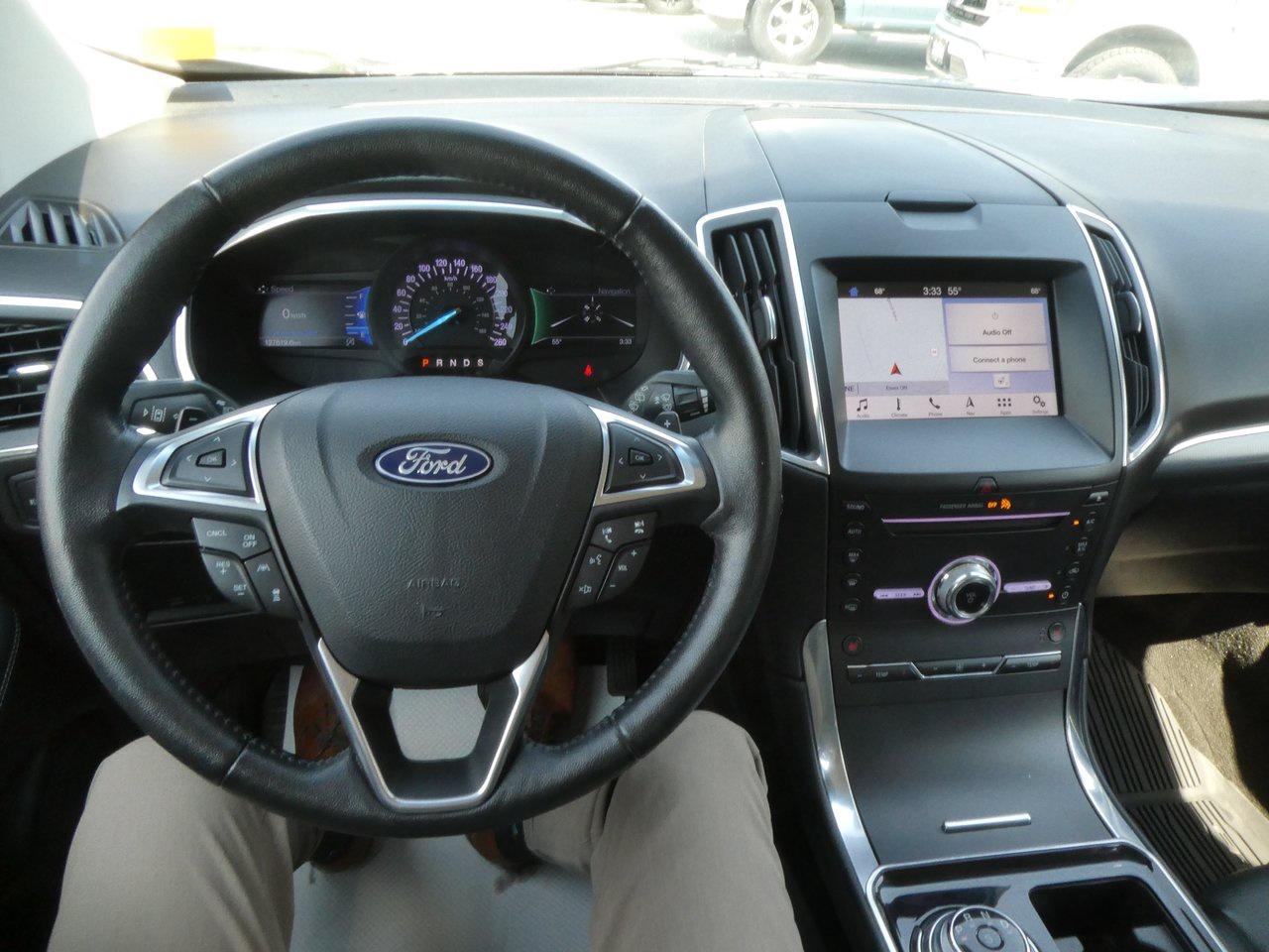 2019 Ford Edge Titanium | Heated Seats | Backup Cam | Nav | Photo