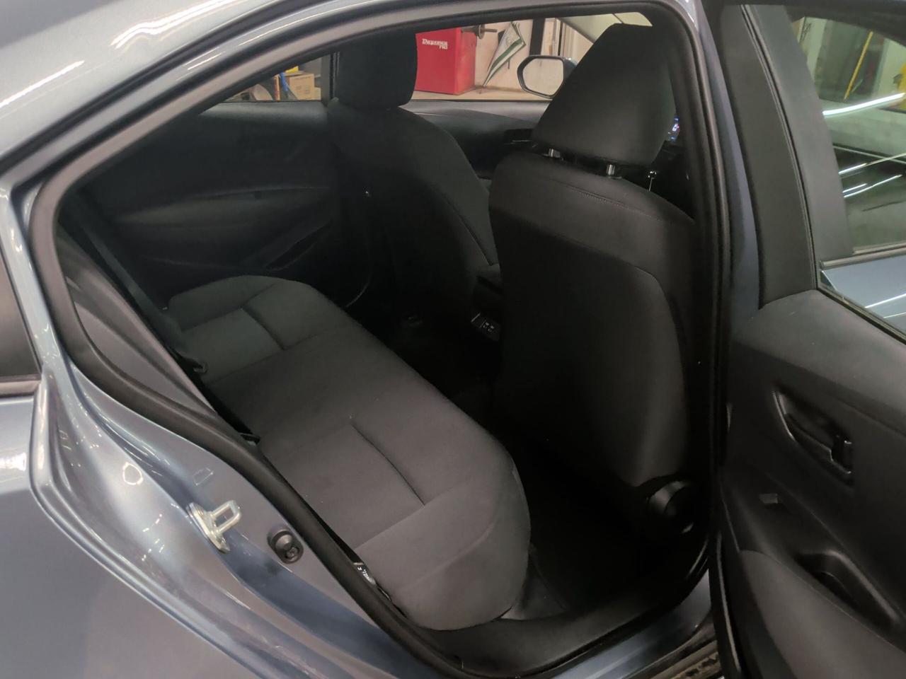 2025 Toyota Corolla LE Photo