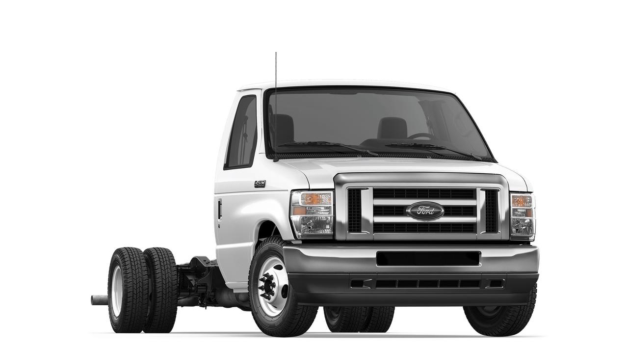 2022 Ford E-Series Cutaway  Photo