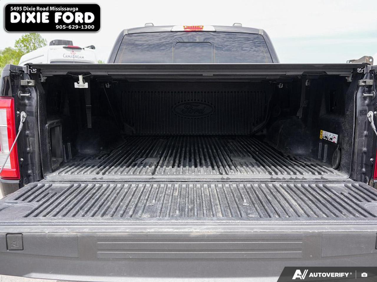 2023 Ford F-150 Lariat Photo