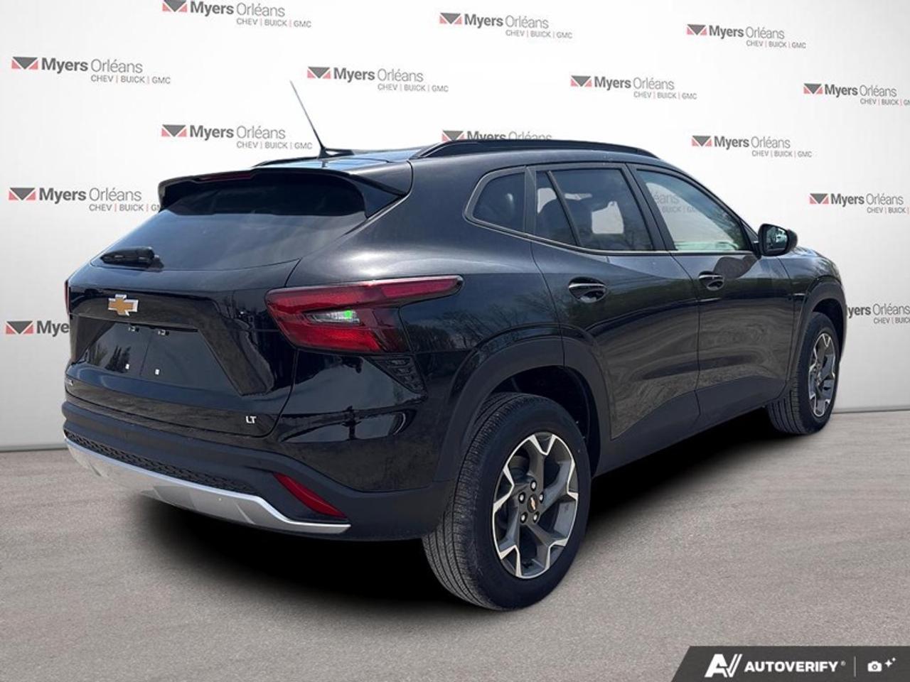 2026 Chevrolet Trax LT  - Sunroof Photo4