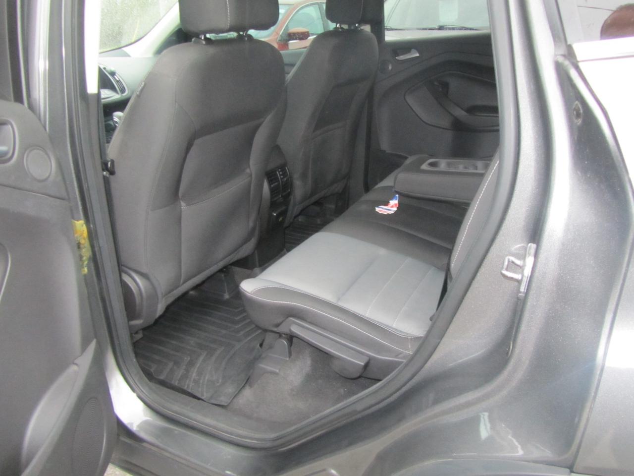 2013 Ford Escape FWD 4dr SE Photo