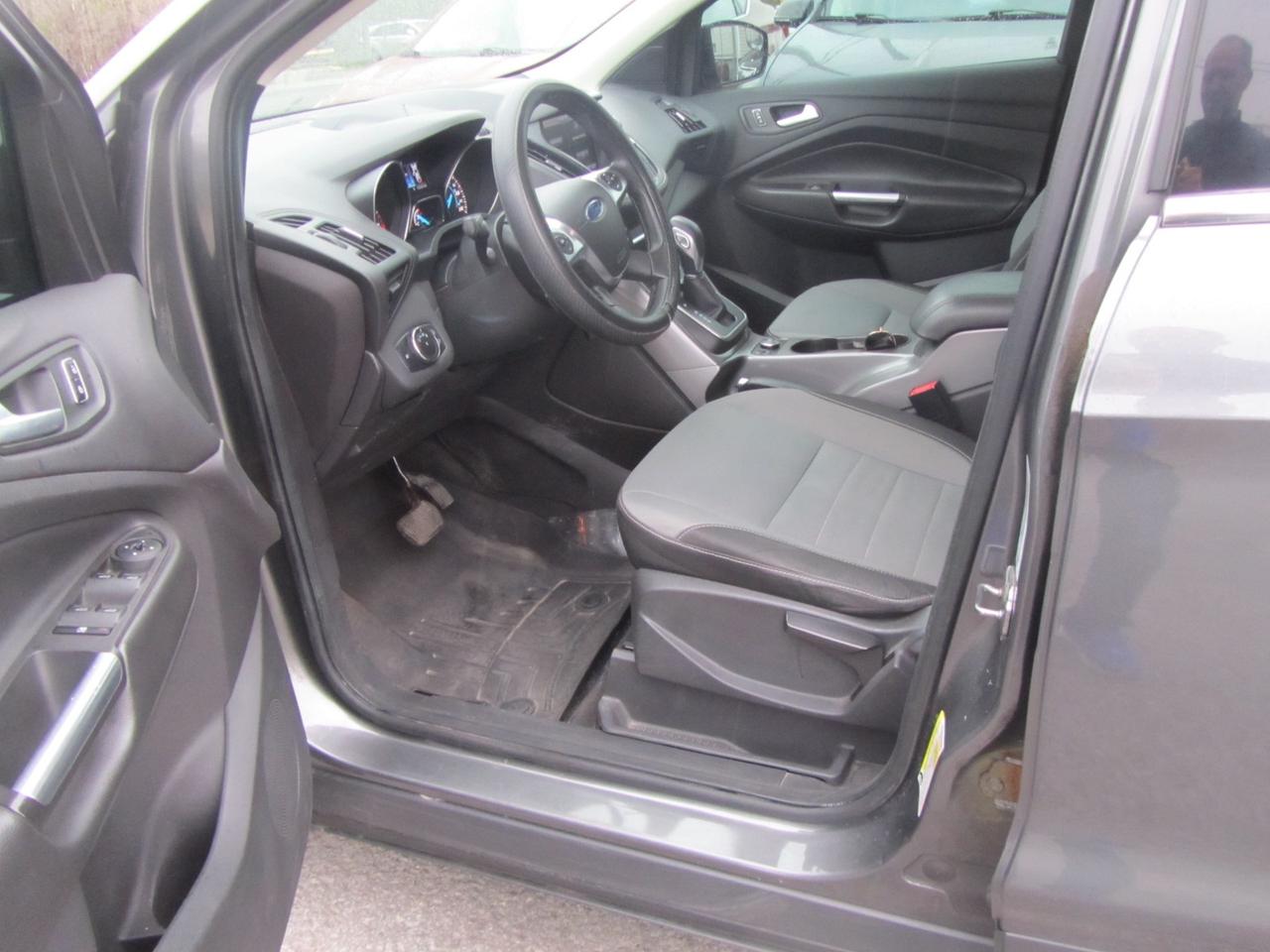 2013 Ford Escape FWD 4dr SE Photo