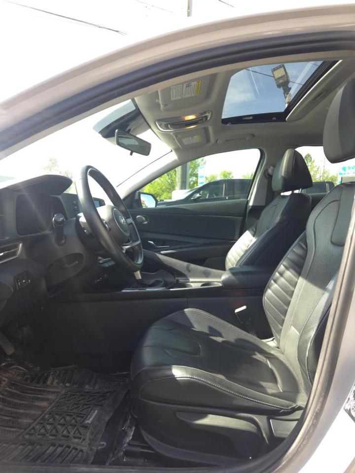 2021 Hyundai Elantra Ultimate IVT Photo