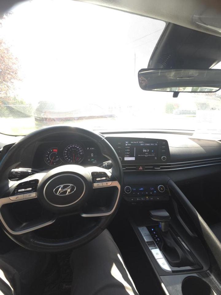 2021 Hyundai Elantra Ultimate IVT Photo