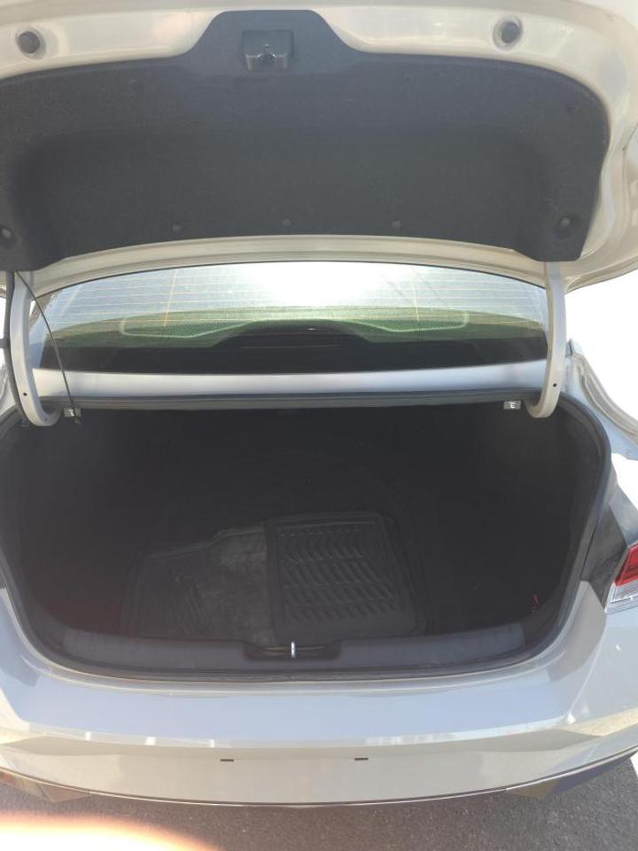 2021 Hyundai Elantra Ultimate IVT Photo