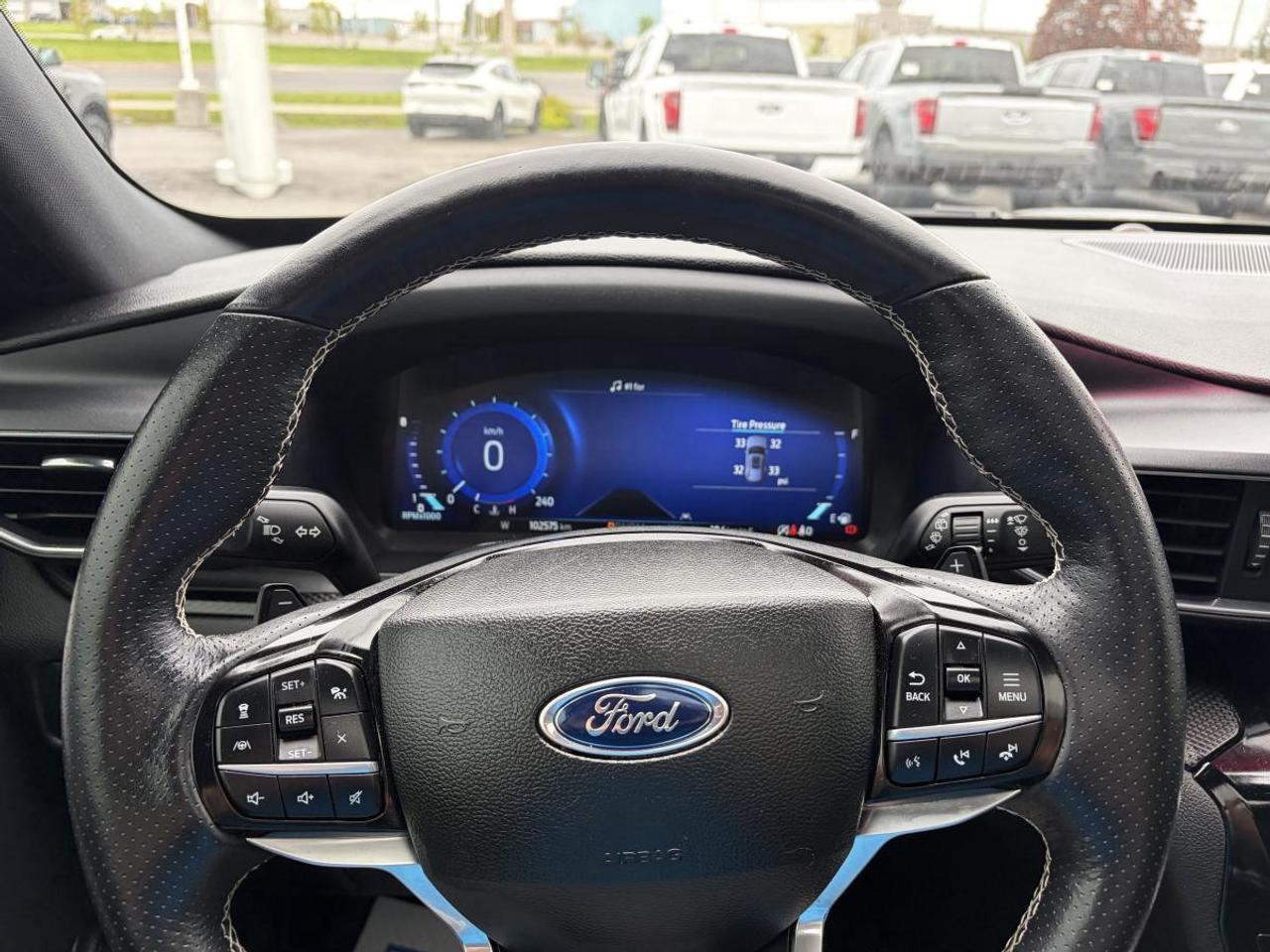 2022 Ford Explorer ST Photo