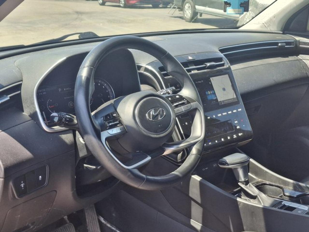 2024 Hyundai Tucson Preferred AWD | Heated Seats + Steering | Remote Start | Navi | Adaptive Cruise | CarPlay and More ! Photo