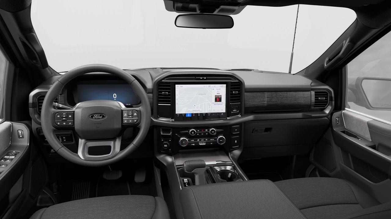 2026 Ford F-150 XLT Photo3