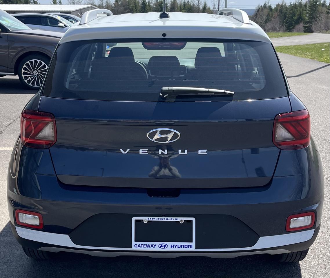 2026 Hyundai Venue Preferred TWO-TONE TWO-TONE Photo