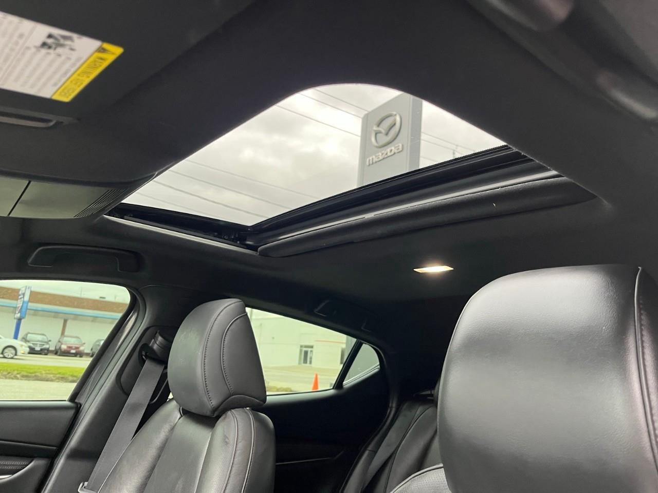 2023 Mazda MAZDA3 GT w/Turbo 360° Camera | Leather Seats Photo