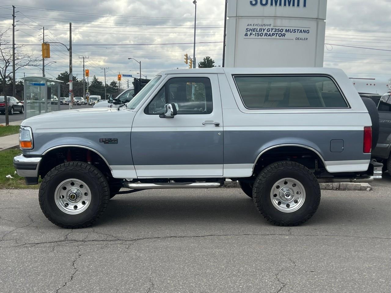 1993 Ford Bronco XLT | 408ci | 4 Lift | 4X4 | Photo3