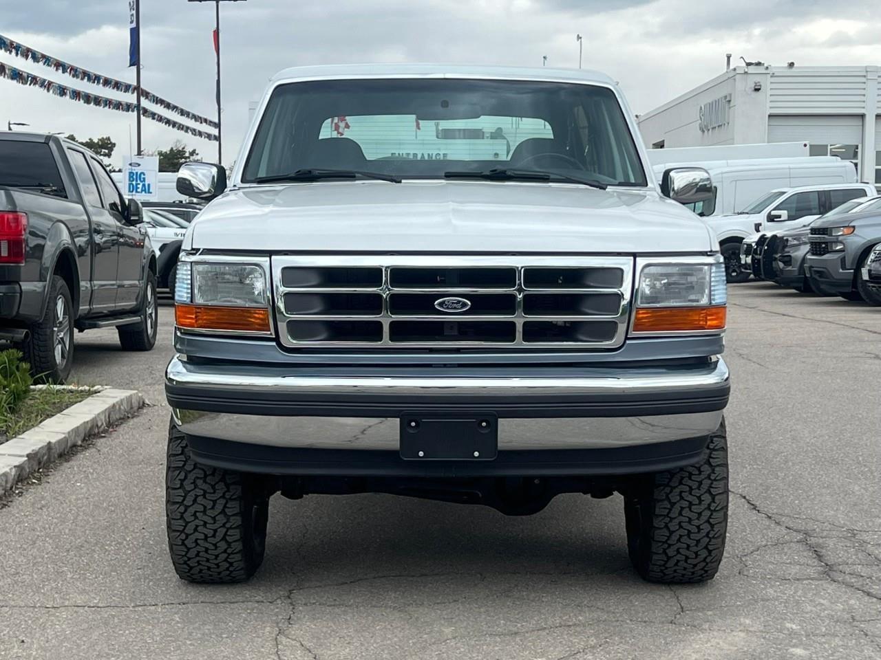 1993 Ford Bronco XLT | 408ci | 4 Lift | 4X4 | Photo