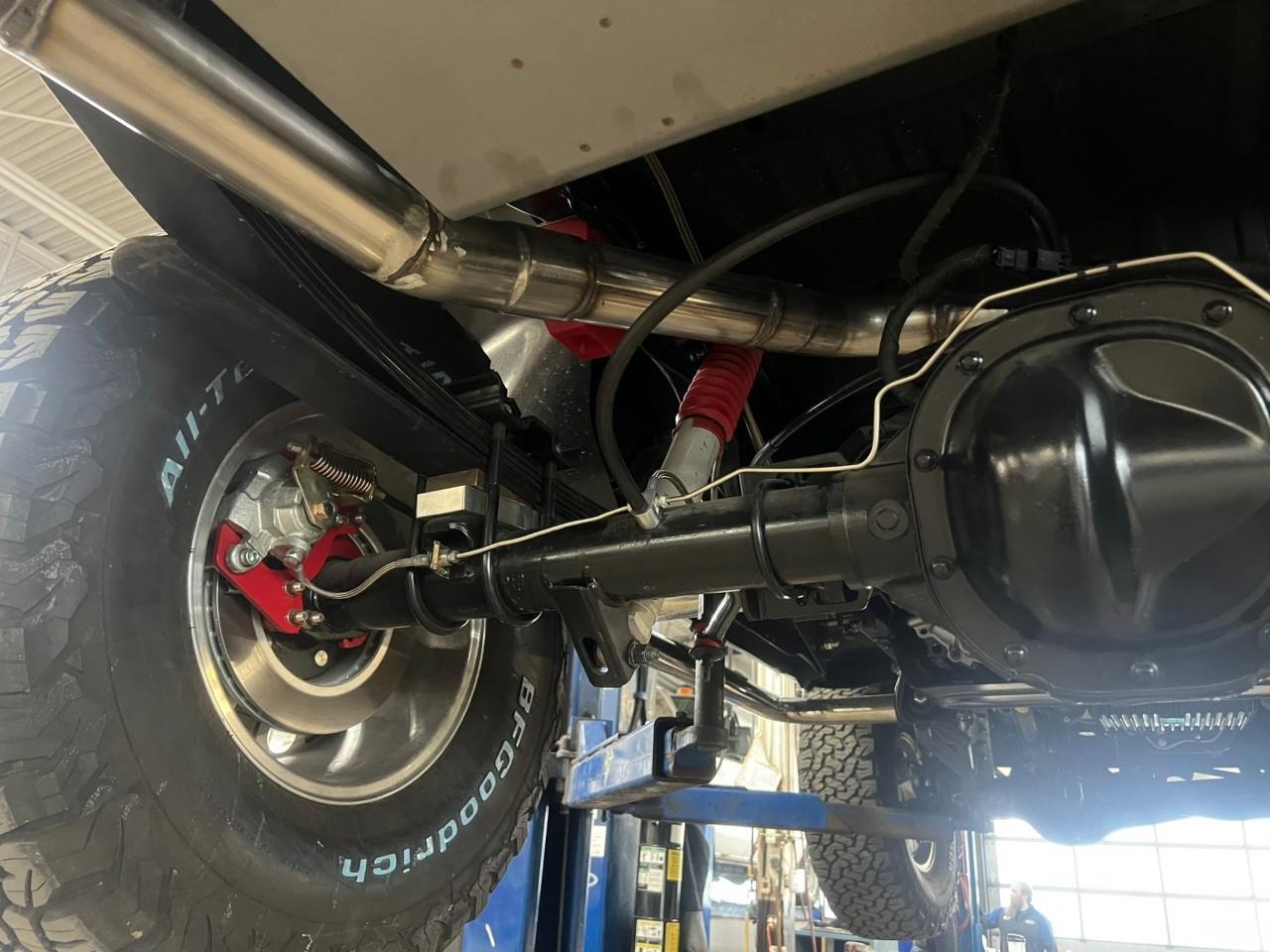 1993 Ford Bronco XLT | 408ci | 4 Lift | 4X4 | Photo